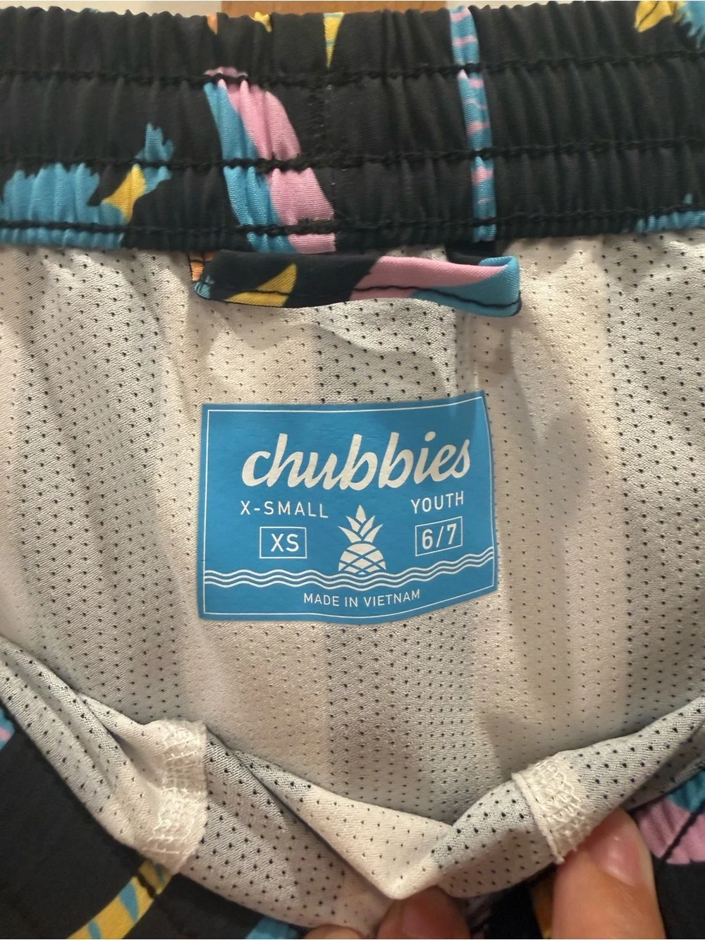 Youth 6/7 chubbies Black Tropical Print Swim Shorts with Pink, Yellow & Blue